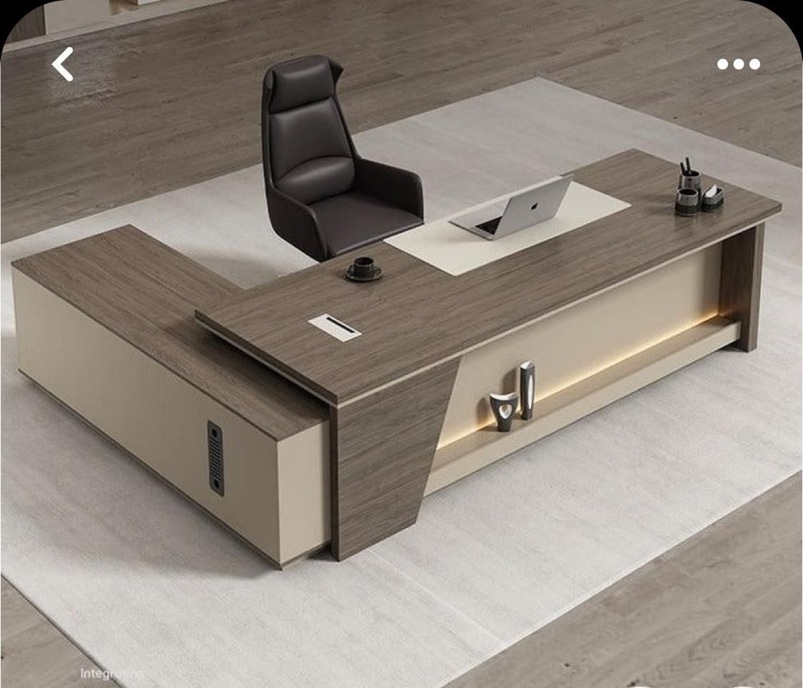 Manger Office desk